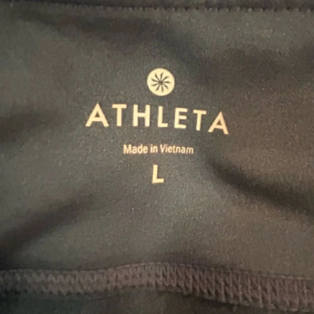 Athleta yoga pants  - Picture 3 of 5